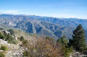Ridge and summit of Férion