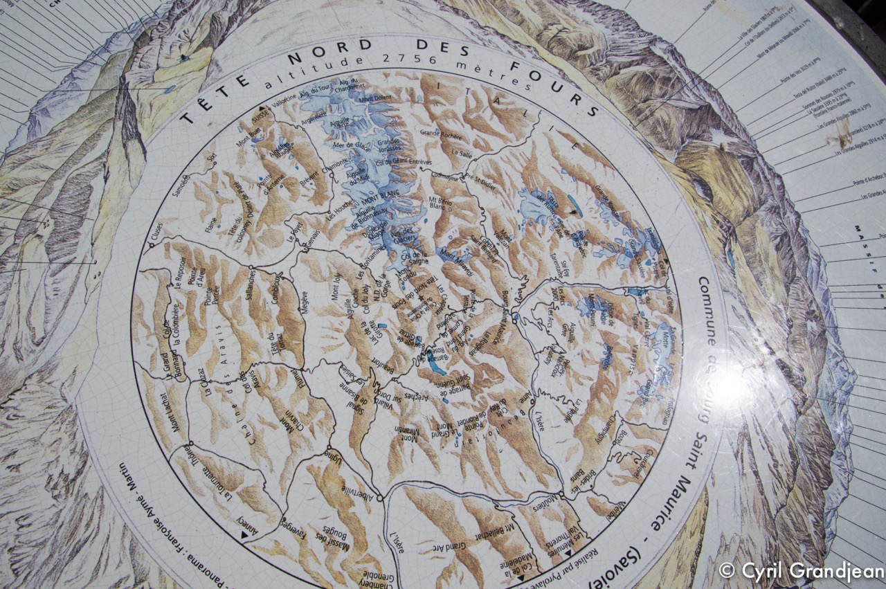 Summit of tête Nord des Fours